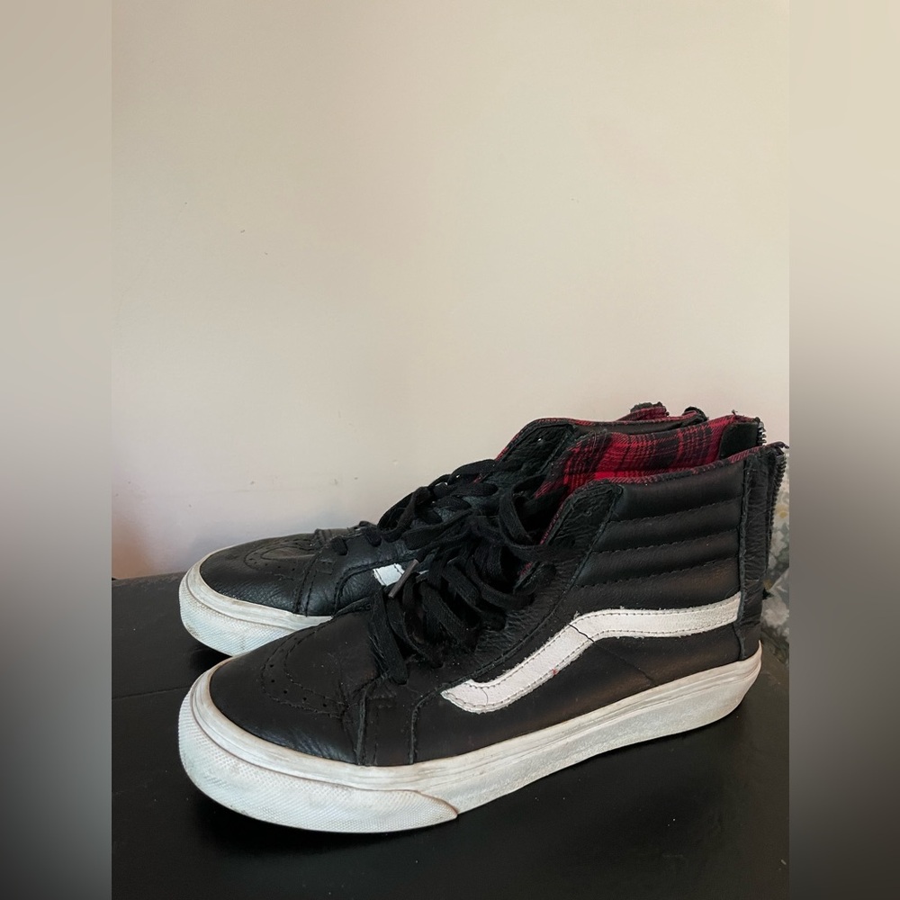 Vans high top zipper back